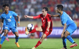 Việt Nam đá bế tắc, Văn Quyết giã từ đội tuyển: Quá lo cho AFF Cup!