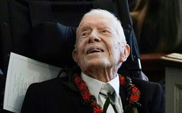 Cựu Tổng thống 100 tuổi Jimmy Carter bỏ phiếu, hoàn thành tâm nguyện ủng hộ bà Harris