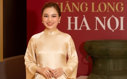 Giang Hồng Ngọc gây xúc động khi hát 'Thương quê hương' sau bão lũ Giang Hồng Ngọc gây xúc động khi hát 'Thương quê hương' sau bão lũ