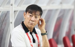 HLV Shin xin lỗi khán giả, chỉ trích gay gắt học trò và phê phán AFF!