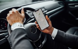 Android 'học hỏi' iOS 18, sắp ra mắt tính năng chống say xe