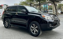 Lexus GX 460 rao giá ngang Hyundai Santa Fe 2024 sau 13 năm sử dụng