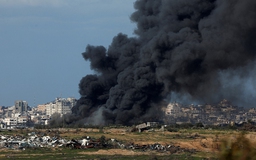 Chạy đua đàm phán giữa cảnh khói lửa trong, ngoài Gaza