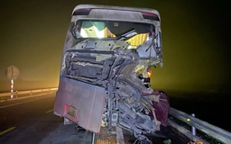 Tai nạn nghiêm trọng trên cao tốc Cam Lộ - La Sơn: Ít nhất 2 người tử vong