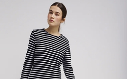 Đã đến lúc khoác lên mình chiếc áo thần thánh của mùa hè, áo thủy thủ