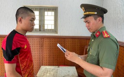 Ninh Thuận: Bắt tạm giam 2 cha con tàng trữ, lưu hành tiền giả