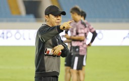 Đội tuyển Indonesia tập cật lực trên sân Mỹ Đình, HLV Shin Tae-yong lộ vẻ căng thẳng