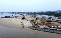 Cận cảnh công trường cảng cá Cửa Nhượng 280 tỉ
