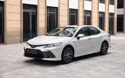 Sedan hạng D: 'Ế hoàn ế', Toyota Camry bán hơn 100 xe vẫn dẫn đầu phân khúc