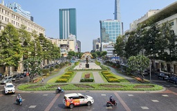 Công viên tượng đài Chủ tịch Hồ Chí Minh trước UBND TP.HCM thay 'áo mới' đẹp hơn