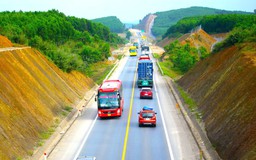 Cấm xe khách, xe tải nặng vào cao tốc Cam Lộ - La Sơn từ 4.4