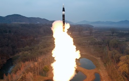 Triều Tiên hé lộ hình dáng tên lửa bội siêu thanh