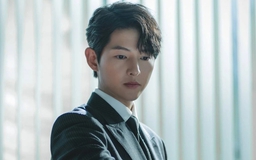 Song Joong Ki phong độ và thành công ở tuổi 39