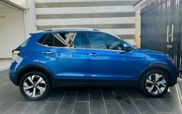 Volkswagen T-Cross đã qua sử dụng nửa năm rao giá 800 triệu đồng