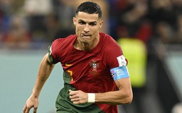 Tranh cãi nảy lửa về vị thế của Ronaldo: Nên đá chính hay ngồi dự bị?