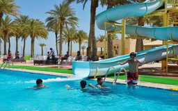 Khu nghỉ dưỡng tiện lợi, có không gian vui chơi cho trẻ tại Ả Rập Xê Út