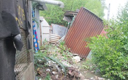 Sạt lở nghiêm trọng bờ sông Bạc Liêu, 27 căn nhà bị ảnh hưởng