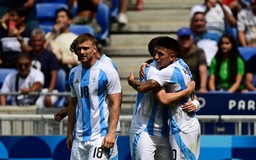 Argentina vượt cú sốc tâm lý, thắng Iraq để sáng cửa đi tiếp