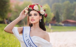 Sắc vóc gợi cảm của tân Hoa hậu Siêu quốc gia