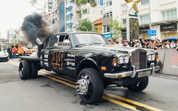 Bán tải Rolls-Royce, 'hàng độc' tại ngày hội siêu xe Gumball 3000