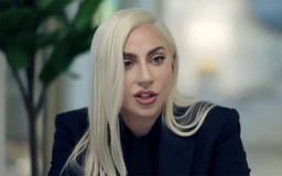 Lady Gaga phản ứng trước tin đồn cô là… đàn ông