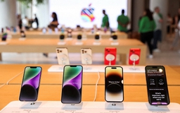 Cháy nhà máy lắp ráp iPhone ở Ấn Độ Cháy nhà máy lắp ráp iPhone ở Ấn Độ