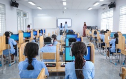 Đưa tiếng Anh thành ngôn ngữ thứ hai trong trường học: Những khó khăn phải vượt qua