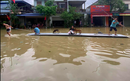 Lũ sông Cầu vượt báo động khẩn cấp, Thái Nguyên sơ tán gần 2.000 hộ dân