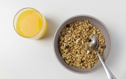 Ngày mới với tin tức sức khỏe: Những thực phẩm giúp kiểm soát cholesterol, phòng đột quỵ