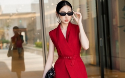 Váy dáng dài sang trọng, tối giản nhưng hút mắt nhìn