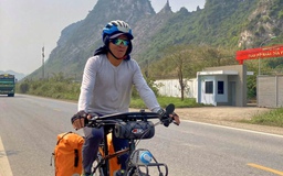 Ông giáo về hưu đạp xe 50 km/ngày: Thích phượt đường đèo, chạy bộ băng rừng