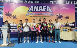 Giải pickleball đấu giá cây vợt nhà vô địch Phúc Huỳnh, ủng hộ đồng bào bị lũ lụt