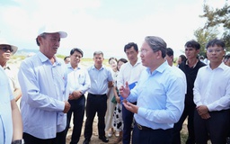 Bộ trưởng Nguyễn Hải Ninh khảo sát dự án điện hạt nhân Ninh Thuận 2