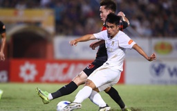 Trời sinh Harry Kewell còn sinh… xà ngang cột dọc, Hà Nội thua đau Ninh Bình ngày Hoàng Hên ra mắt