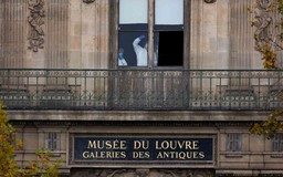 Hé lộ nhiều tình tiết vụ trộm táo tợn ở Bảo tàng Louvre