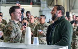 Đức muốn giúp chính phủ Mỹ trả lương cho 11.000 nhân viên