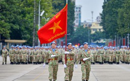 Trở về từ châu Phi, chiến sĩ mũ nồi xanh báo công dâng Bác