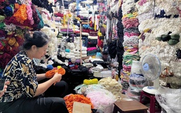 Đời chợ ở TP.HCM: Ai giữ lại một thời chợ?