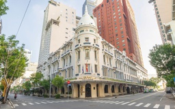 Khách sạn 95 năm tuổi trên đường Catinat cũ: Nơi lưu giữ ký ức Sài Gòn