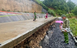 Đà Nẵng: Sạt lở tỉnh lộ 601 uy hiếp cao tốc La Sơn - Hòa Liên