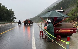 Khơi dòng, thoát lũ trên cao tốc La Sơn - Túy Loan