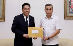 Cuộc gặp gỡ 'kỳ lạ' của VFF và FAT