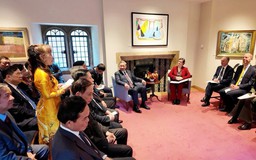 Tiến sĩ Nguyễn Thị Phương Thảo cam kết tiếp tục mở rộng hợp tác cùng ĐH Oxford