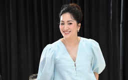 Khánh Thi 'lẻ bóng' dự sự kiện, khoe nhan sắc ở tuổi 43