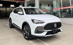 MG HS giảm giá còn 560 triệu đồng, rẻ hơn Toyota Yaris Cross