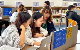 Một giảng viên đang 'gánh' bao nhiêu người học?