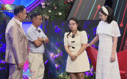 Nữ thu ngân 43 tuổi đi hẹn hò, yêu cầu bạn đời phải 'thương 6 con mèo'