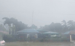 Bão Matmo mạnh lên, một thành phố ở Trung Quốc ngừng hầu hết hoạt động