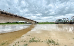 Lũ sông Cầu rút chậm, lũ sông Thương sắp vượt kỷ lục 39 năm