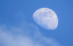 Chuyện thú vị: Mặt trăng xuất hiện sau khi mặt trời mọc tuần này